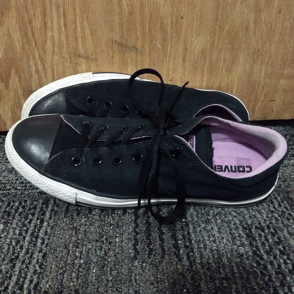 Black Converse
